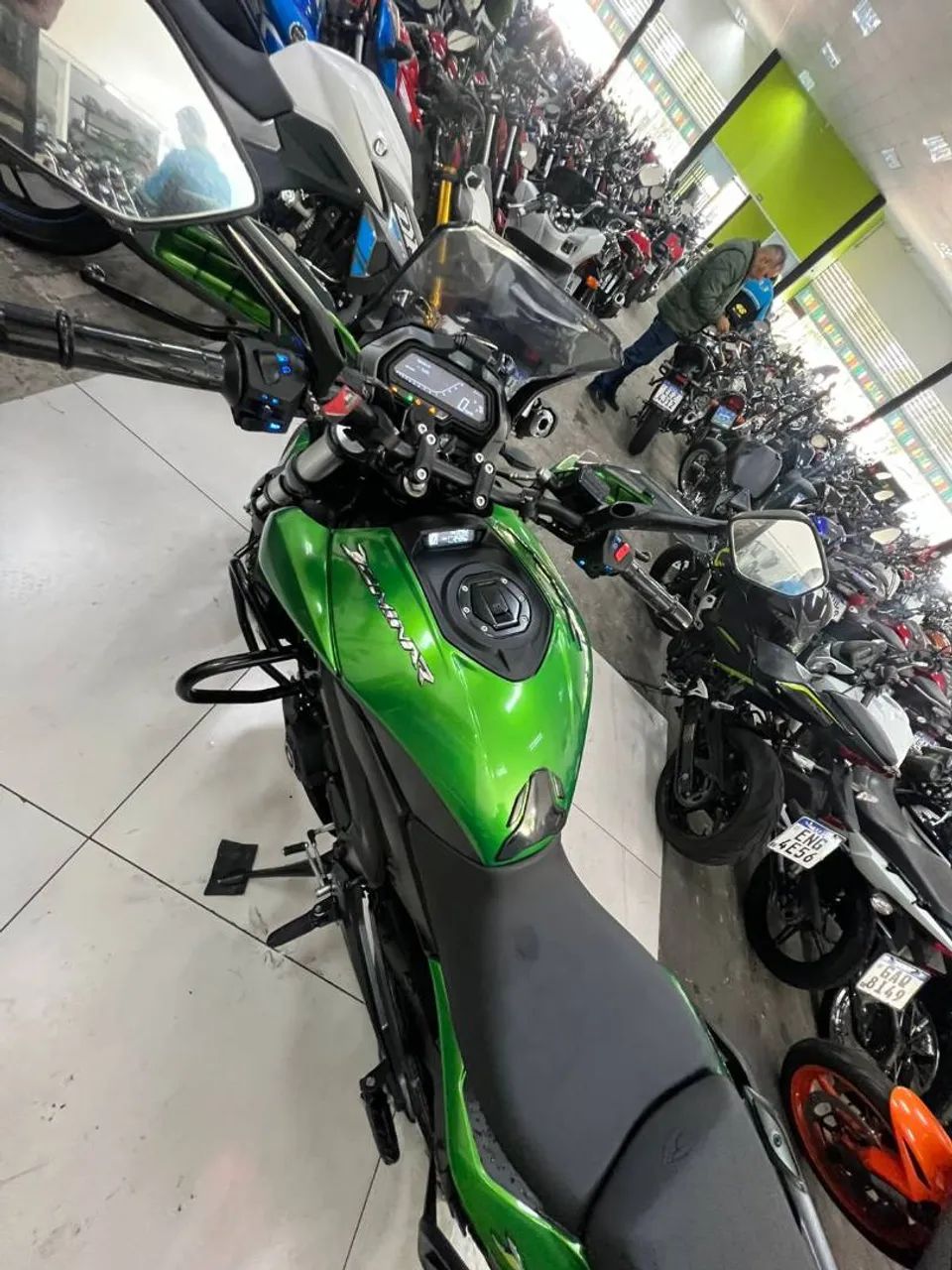 BAJAJ DOMINAR 400 - Foto 5