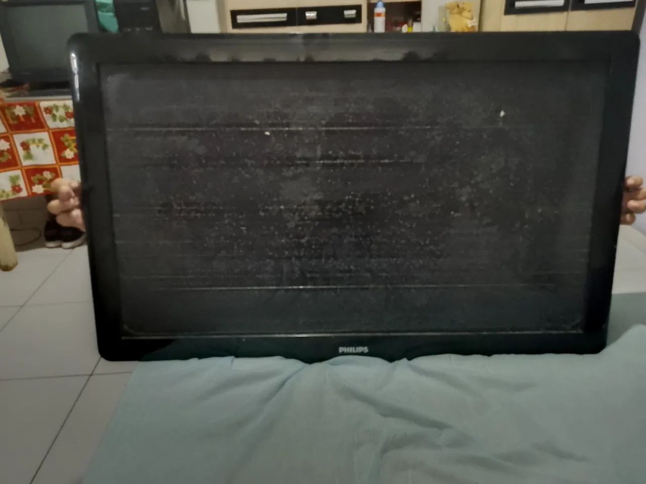 Retirada de peças de tv Philco 40 polegadas 