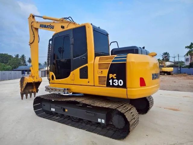 Escavadeira Hidráulica Komatsu Pc130 no 2016 ( REPASSE)
