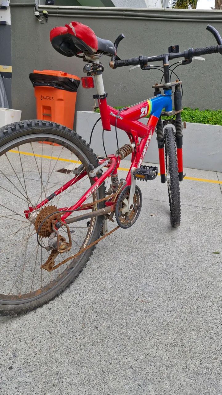 Bicicleta MTB Aro 21 Dupla suspensão. - Foto 4