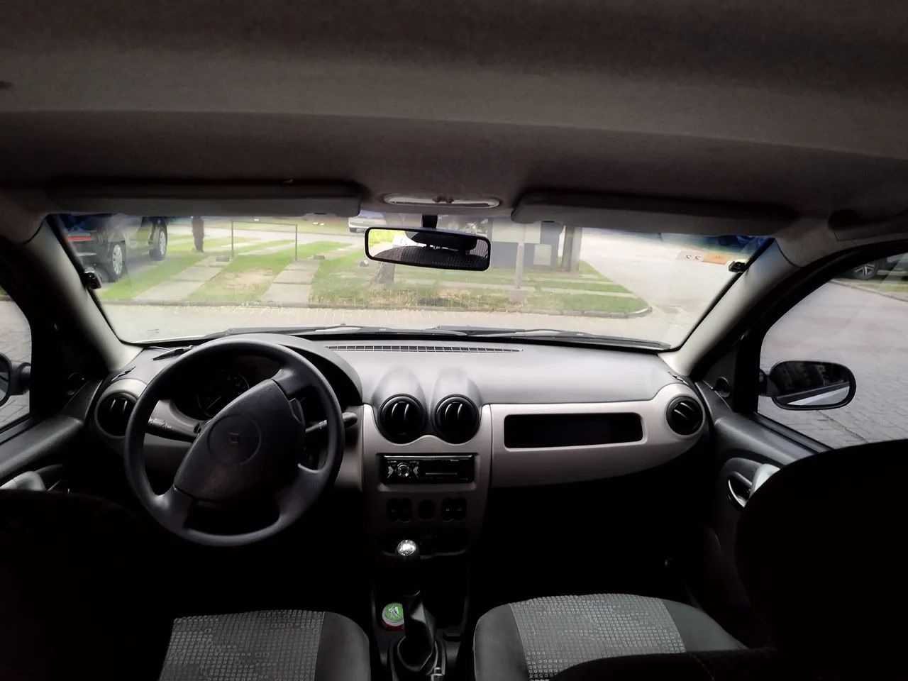 Renault Sandero Expression Hi-flex 1.0 16V 5P 2009 - Foto 5