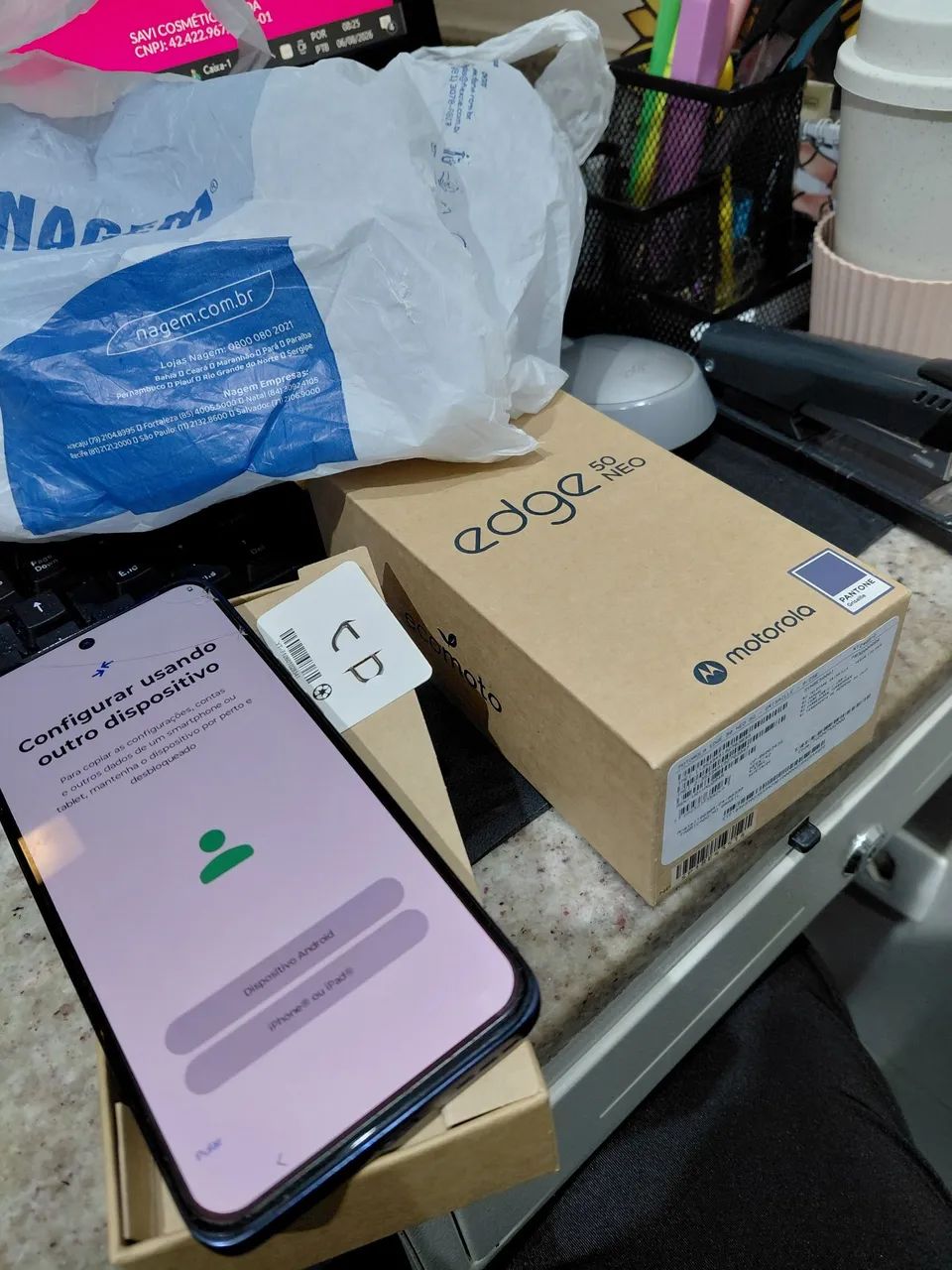 Motorola Edge 50 neo 256GB - Foto 4