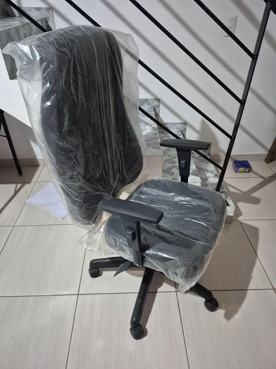 Cadeira de escritório  - Foto 2