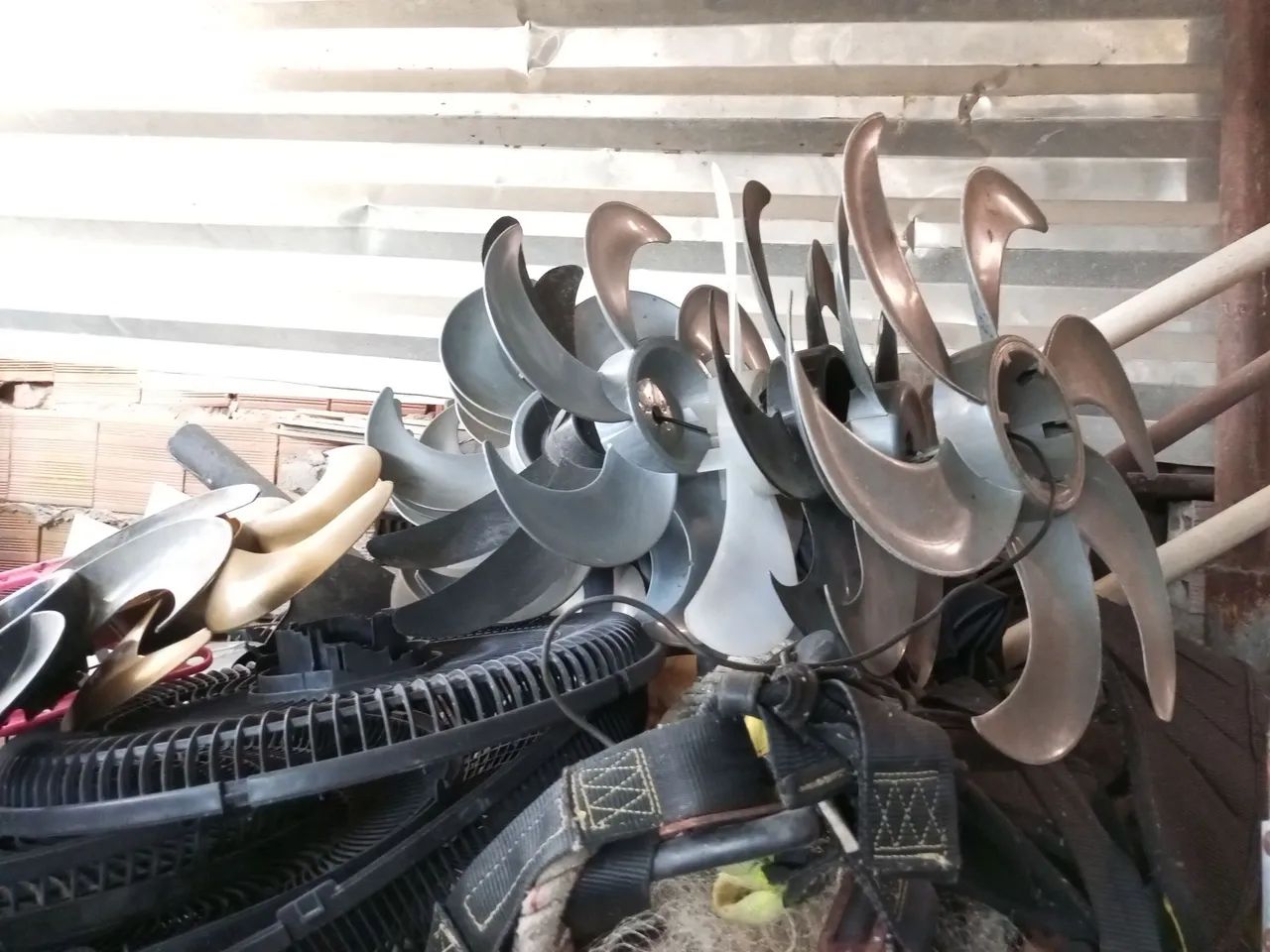 Desapegando de peças de ventiladores  - Foto 5