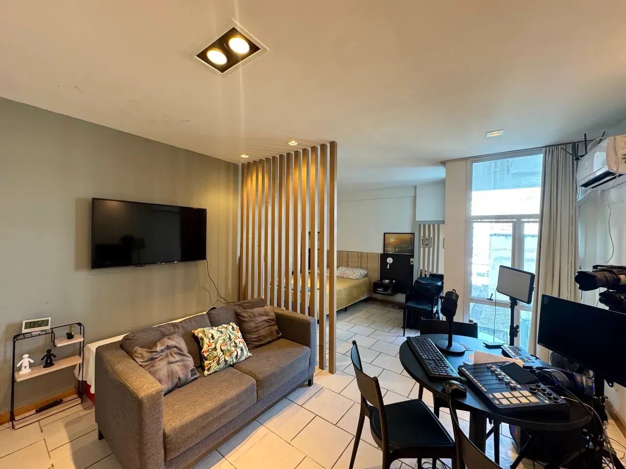 Studio Porteira Fechada no Centro do Rio  Pronto para Morar