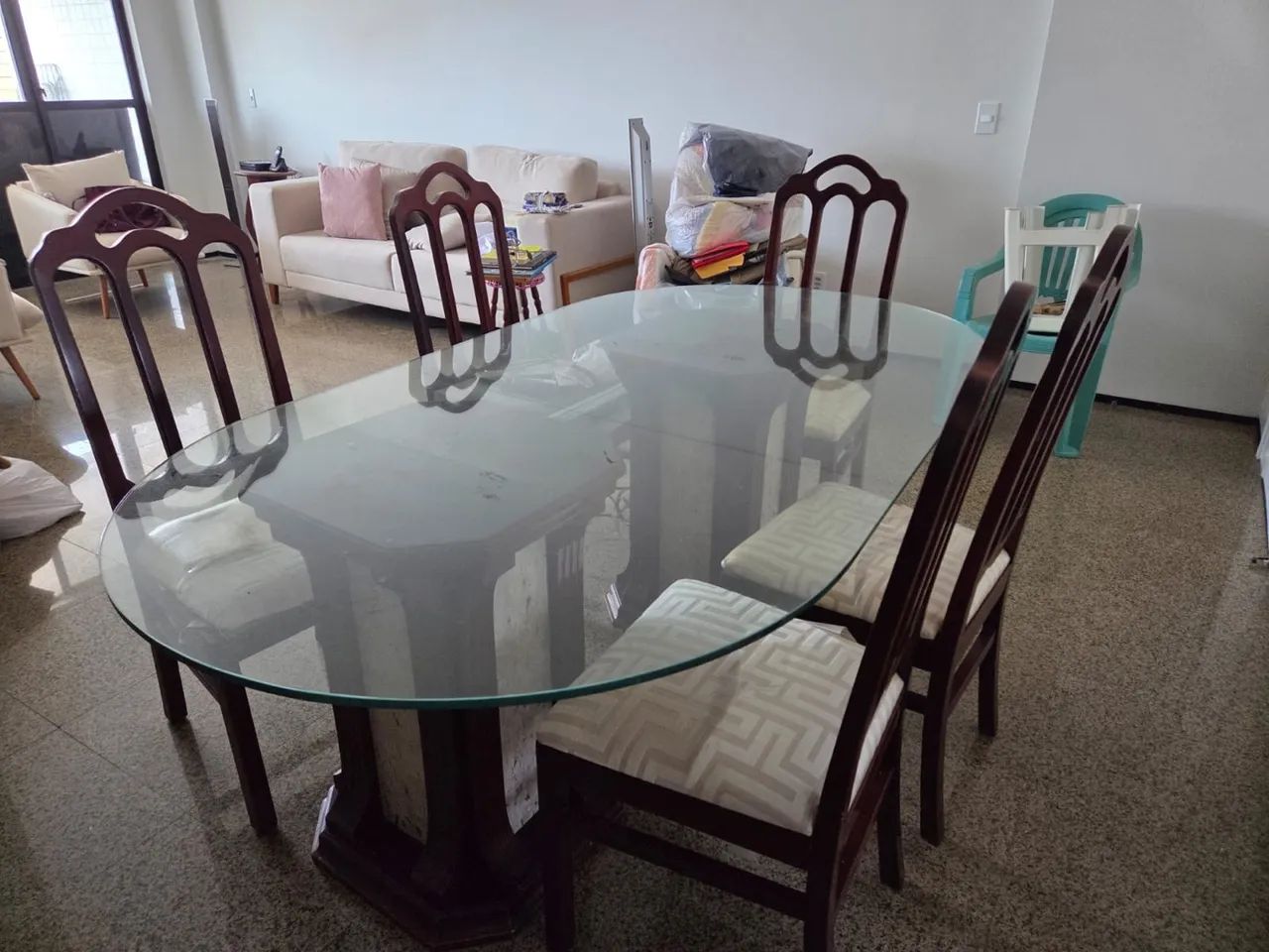Mesa de jantar para 6 cadeiras