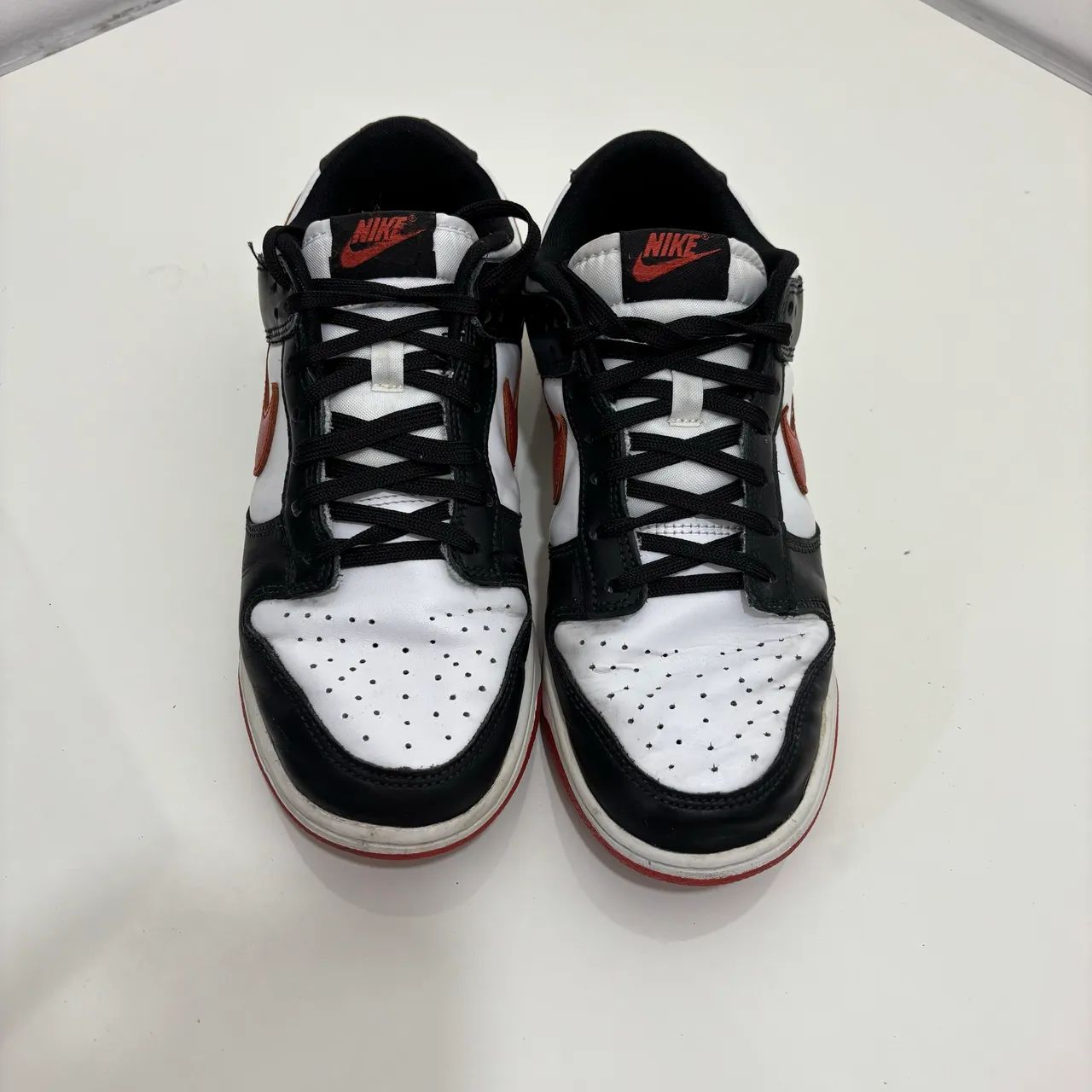 Tênis Nike Dunk Low White Dragon Red Black - Foto 2