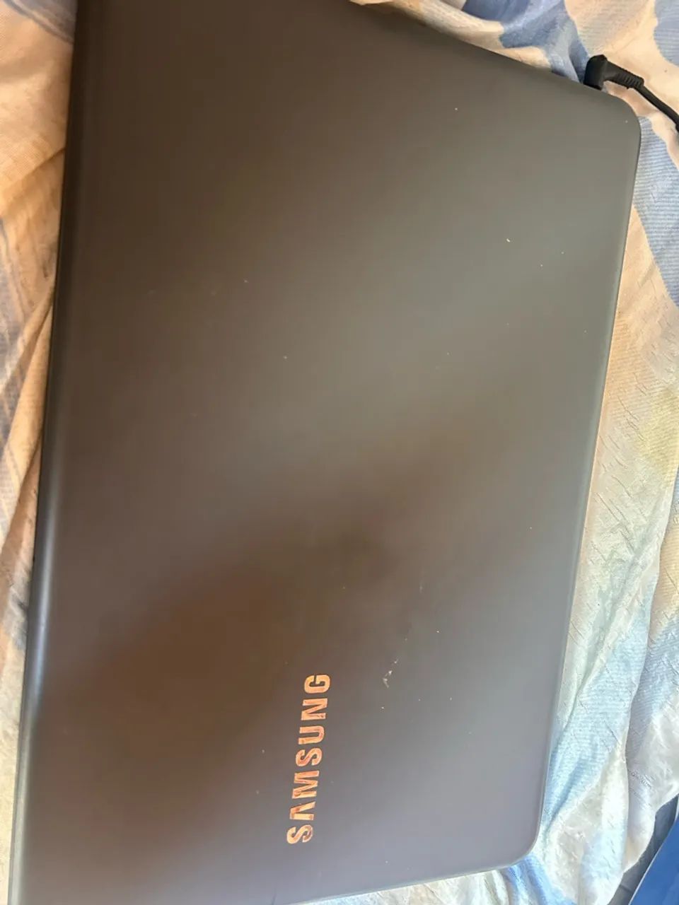 vende-se notebook ( ACOMPANHA; carregador e mouse - Foto 2