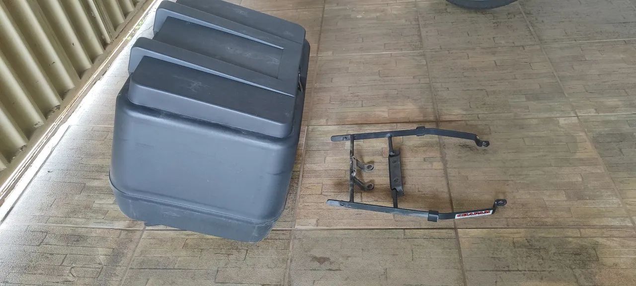 Baú e suporte - Foto 2