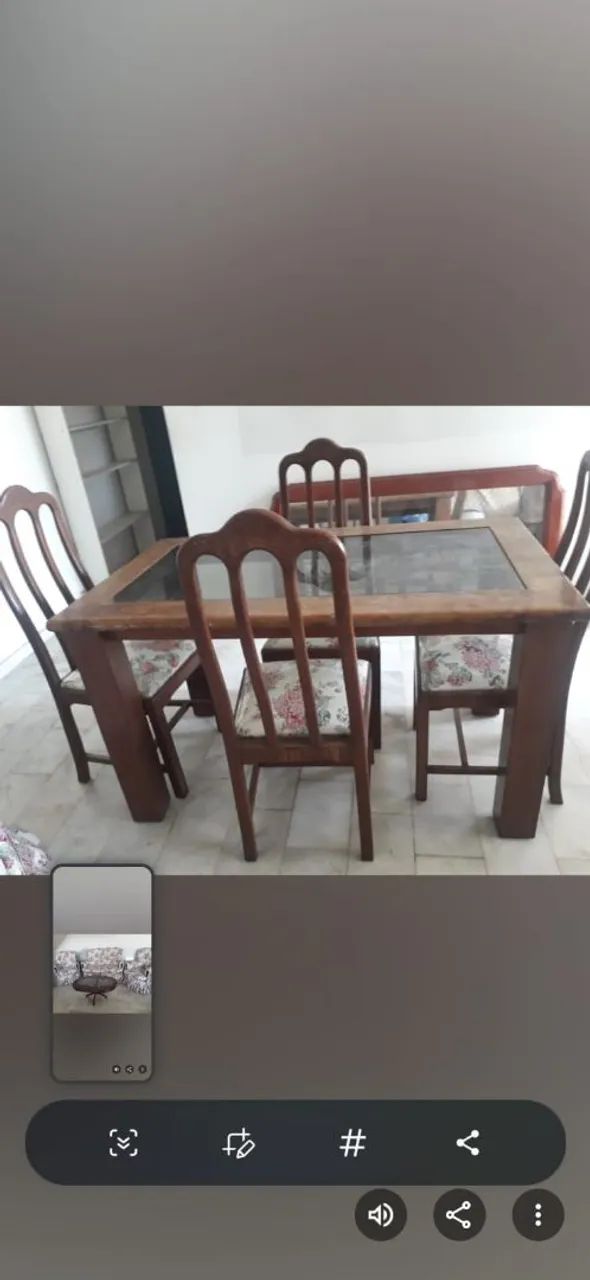 Mesa de jantar com 4 cadeiras