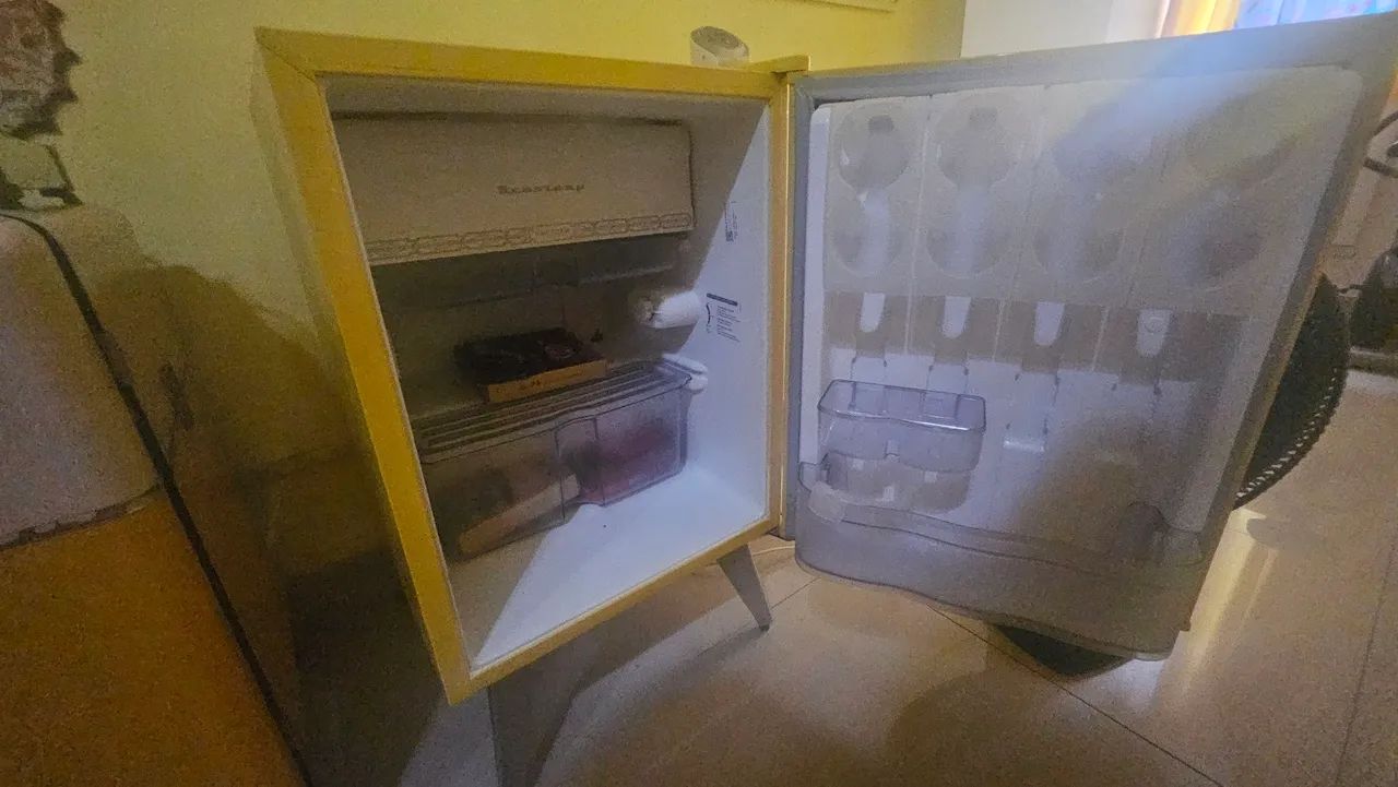 Frigobar Retro Brastemp 76L  - Foto 2