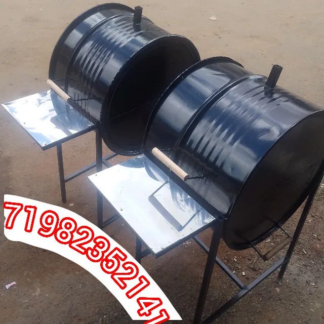 Churrasqueira 100LT com Mesa Frontal 