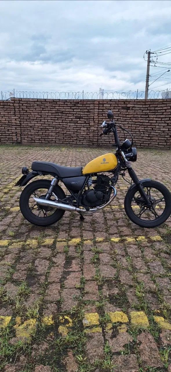 Intruder 125 2013 customizada 