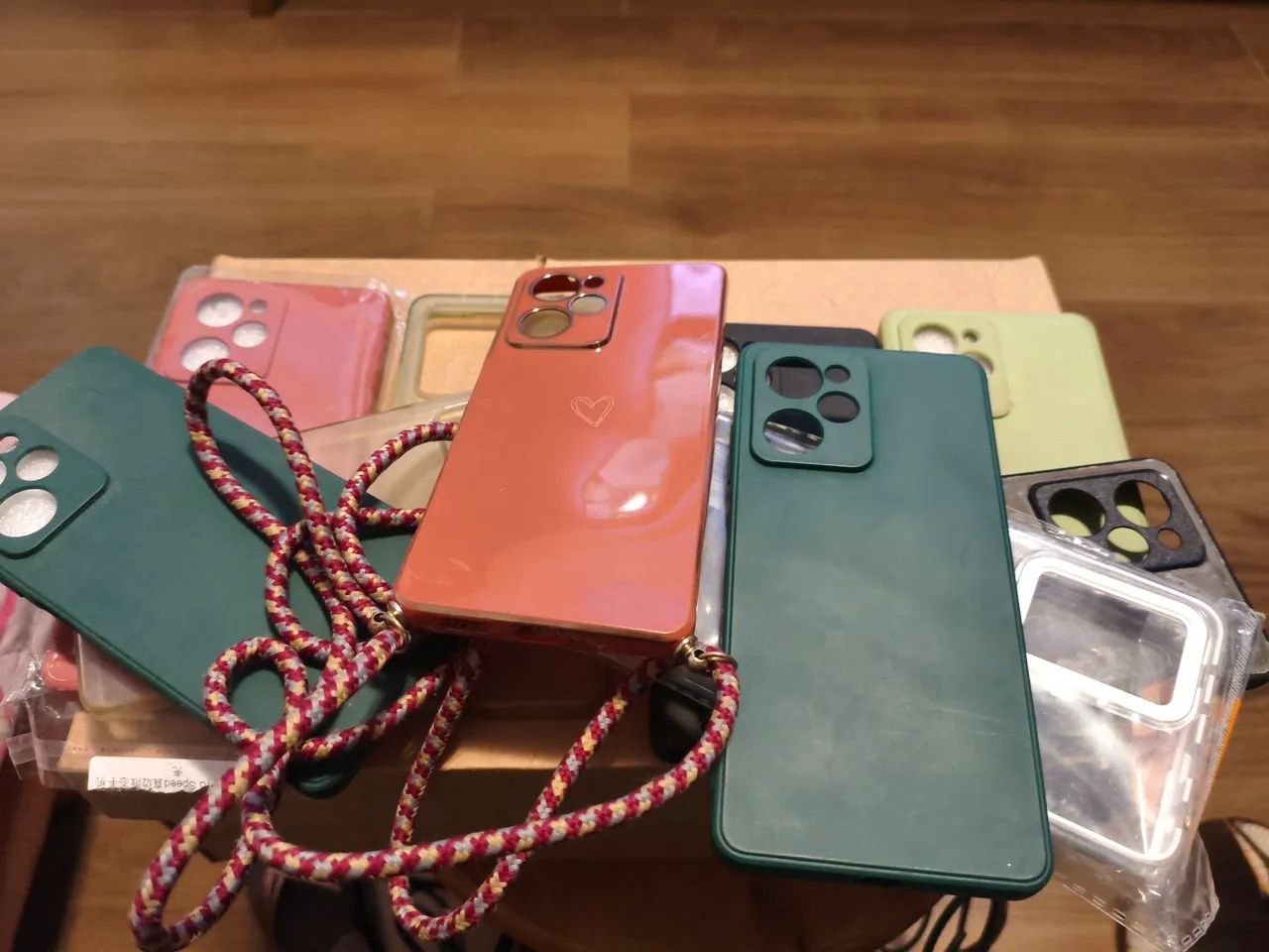 8 Capinhas celular usadas Poko x5 pro