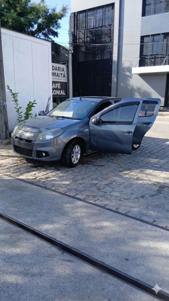 Renault Sandero Expression Hi-flex 1.6 8V 5P 2014 - Foto 4