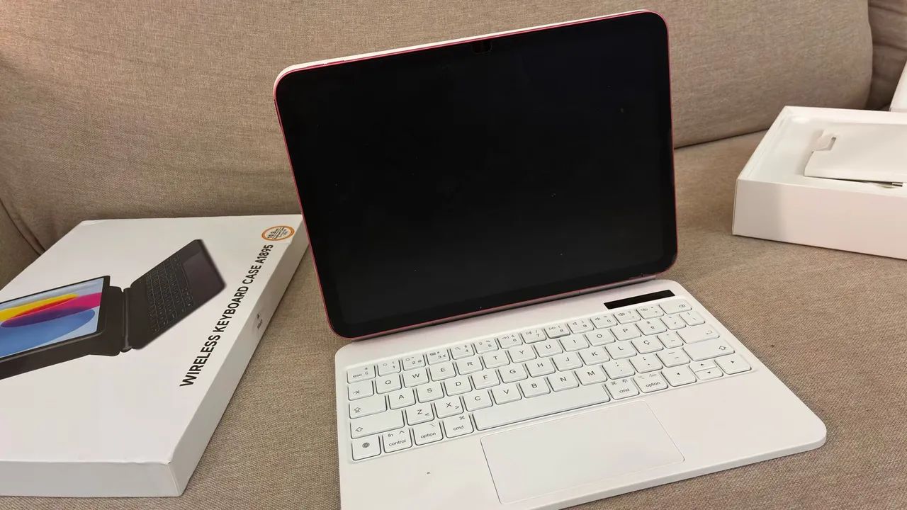 iPad 10 geração (64gb) + Apple Pencil + capa com teclado