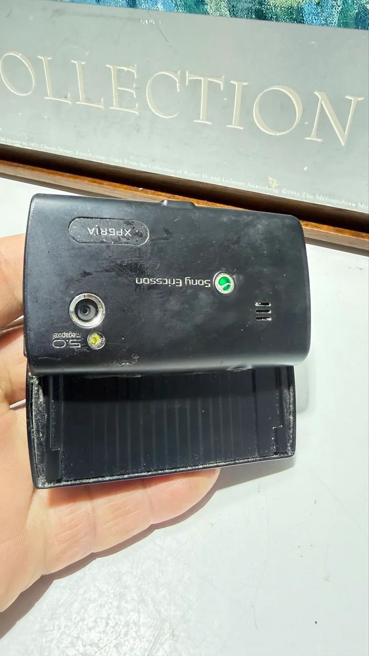 Celular antigo sony Ericsson - Foto 2
