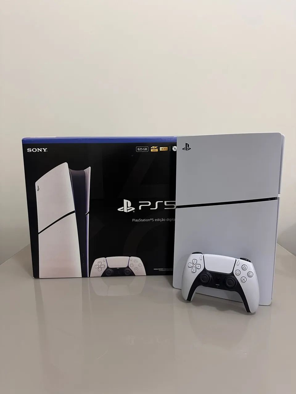 PS5 Slim Digital 