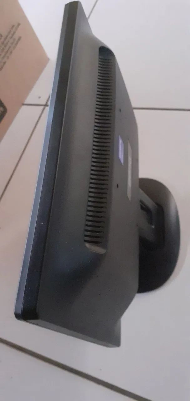 Monitor 15 polegadas Beng Novo - Foto 2