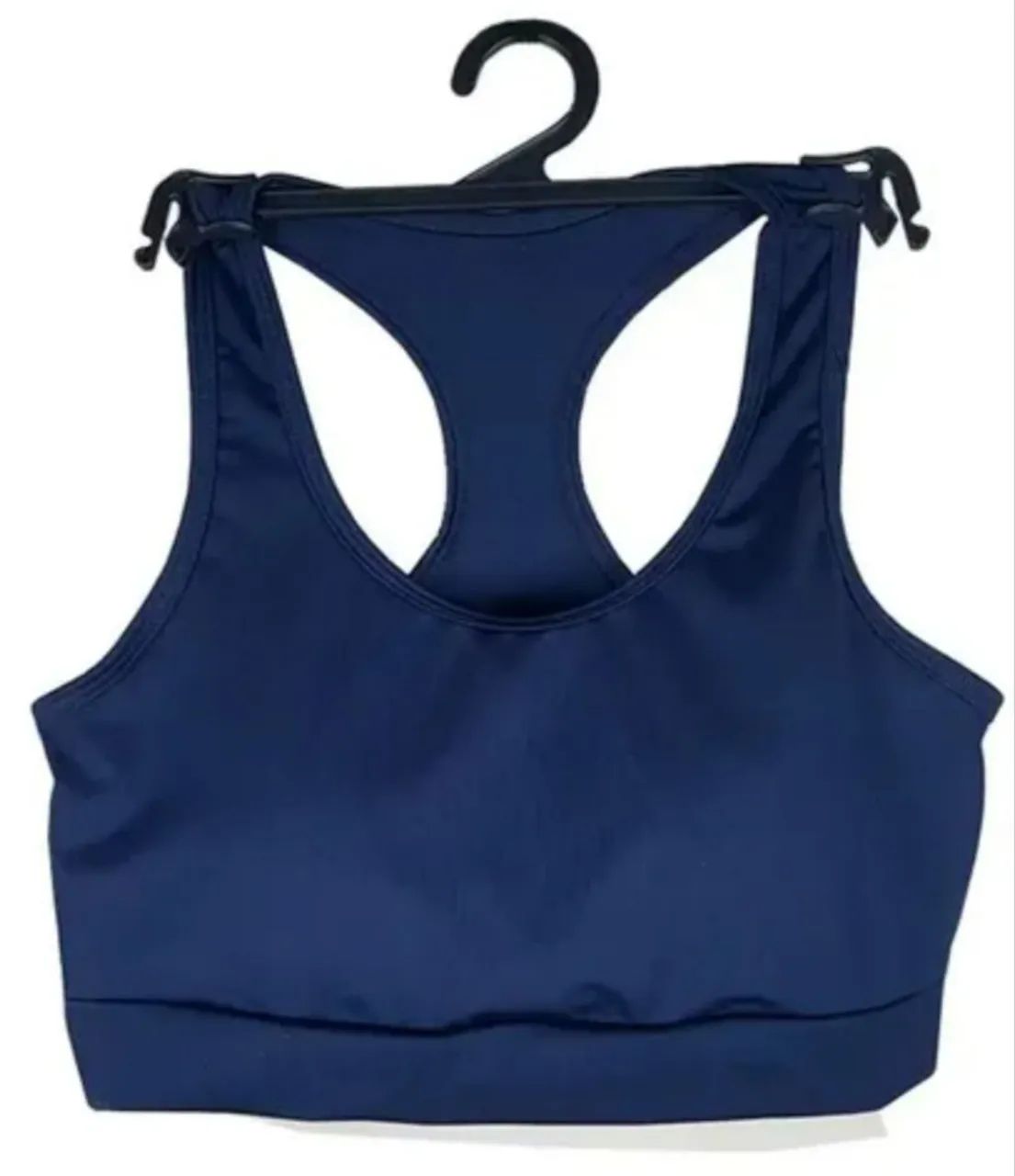 Vendo 2 tops de academia novos 