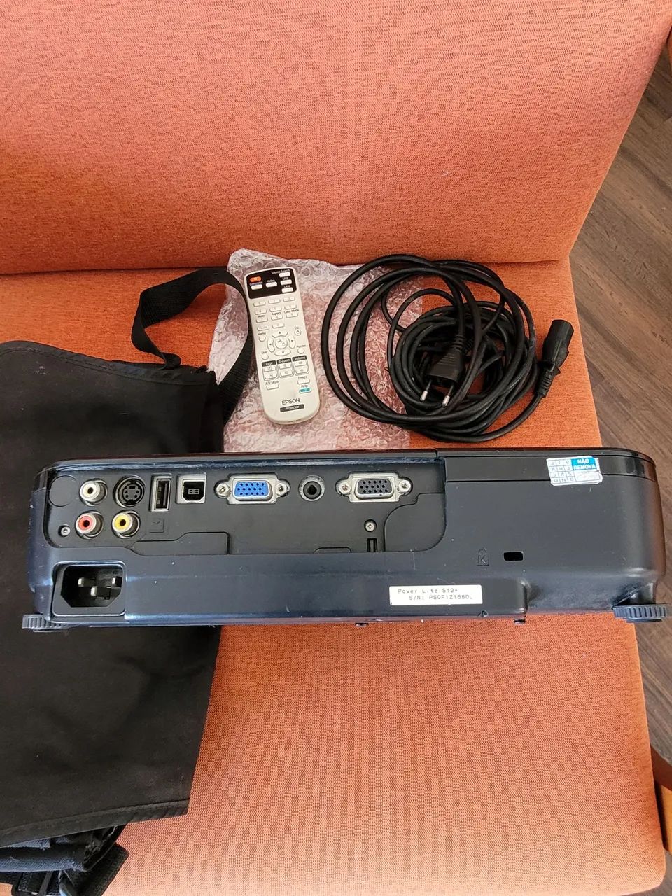 Projetor Epson powerlite s12+ - Foto 5