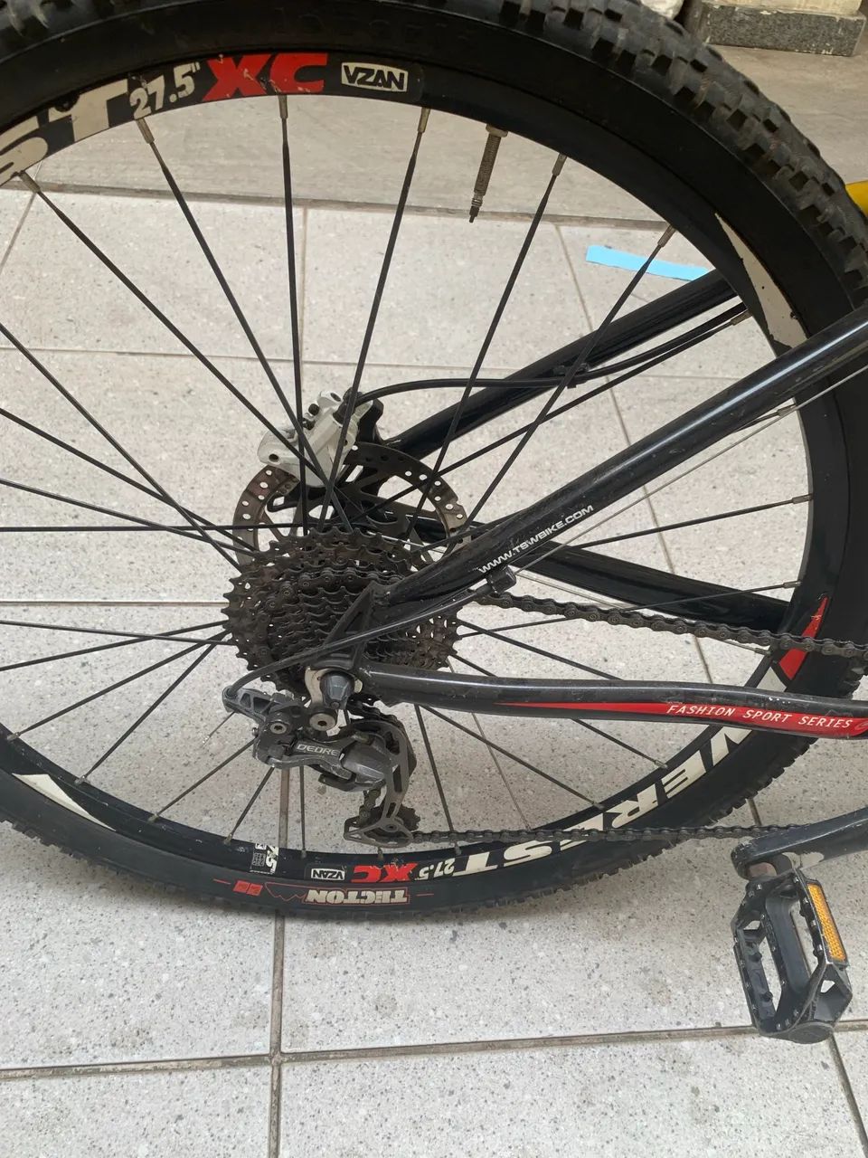 BICICLETA EM ÓTIMO ESTADO  PRONTA PARA PEDALAR! - Foto 3