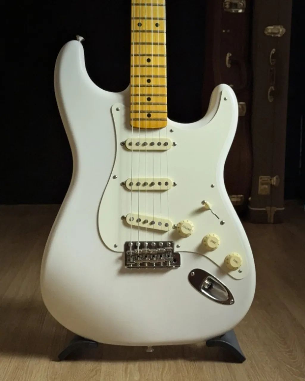 ギター Fender USA Eric Jhonson stratcaster MOD Fender USA Eric Johnson Stratocaster Maple White Blonde