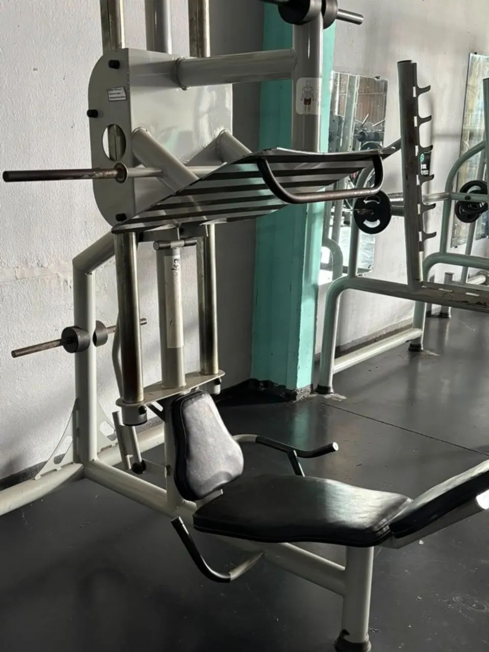 Leg Press Vertical Profissional - Excelente Estado - Foto 2
