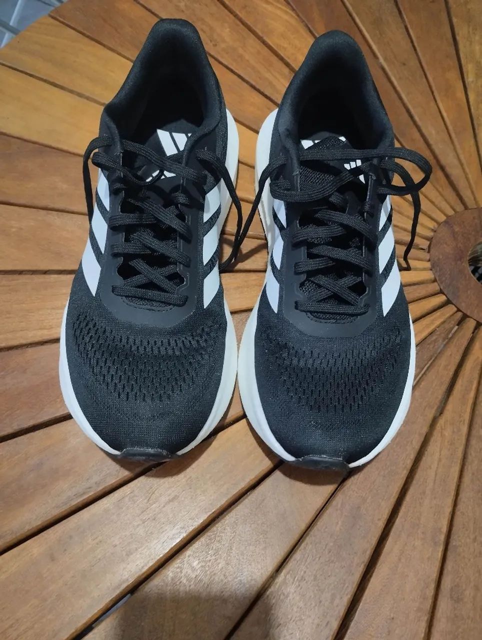Tênis Adidas 42 - Foto 2