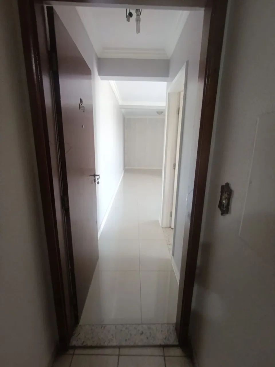 Apartamento três quartos 