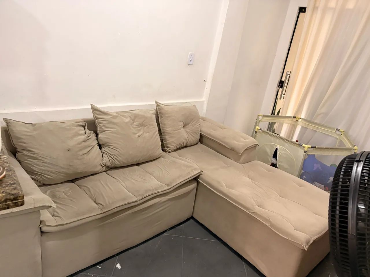 Sofá 4 lugares 