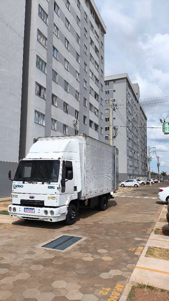 FORD CARGO 815 - Foto 2
