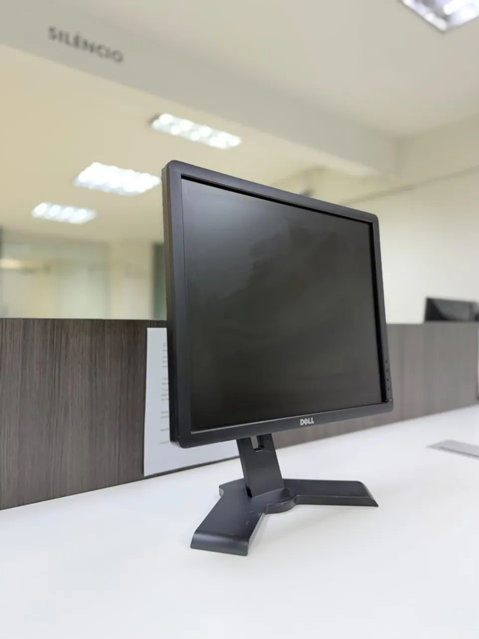 Lote 20 Monitores Dell P190ST 19 Polegadas - Foto 4