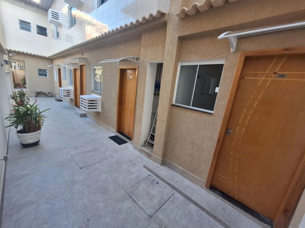 Kitnet/Conjudado. Todo reformado, espaço para máquina. Ambiente familiar. - Foto 9