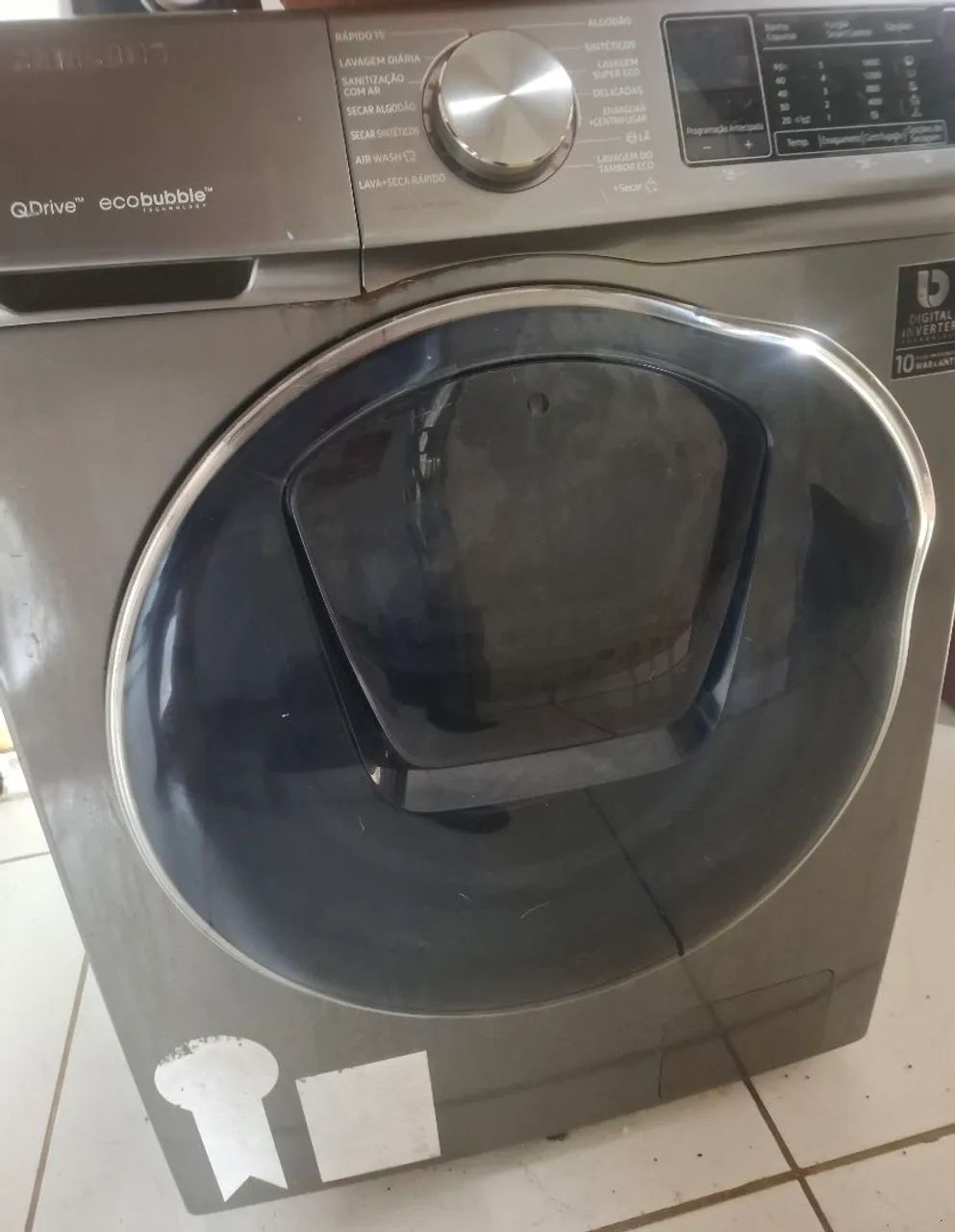 Máquina lave e seca 
