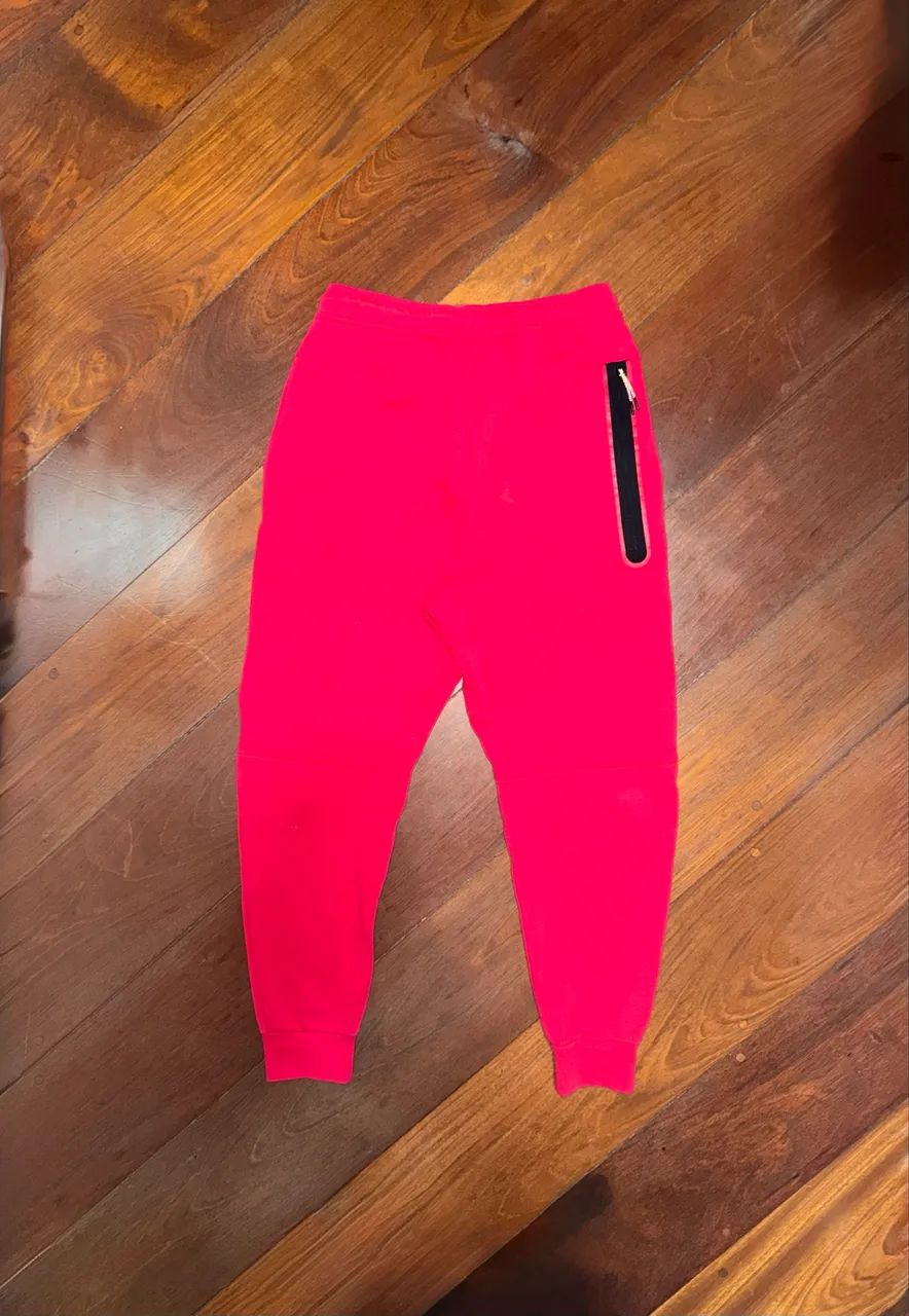 Calça Nike Tech Vinho - Foto 2