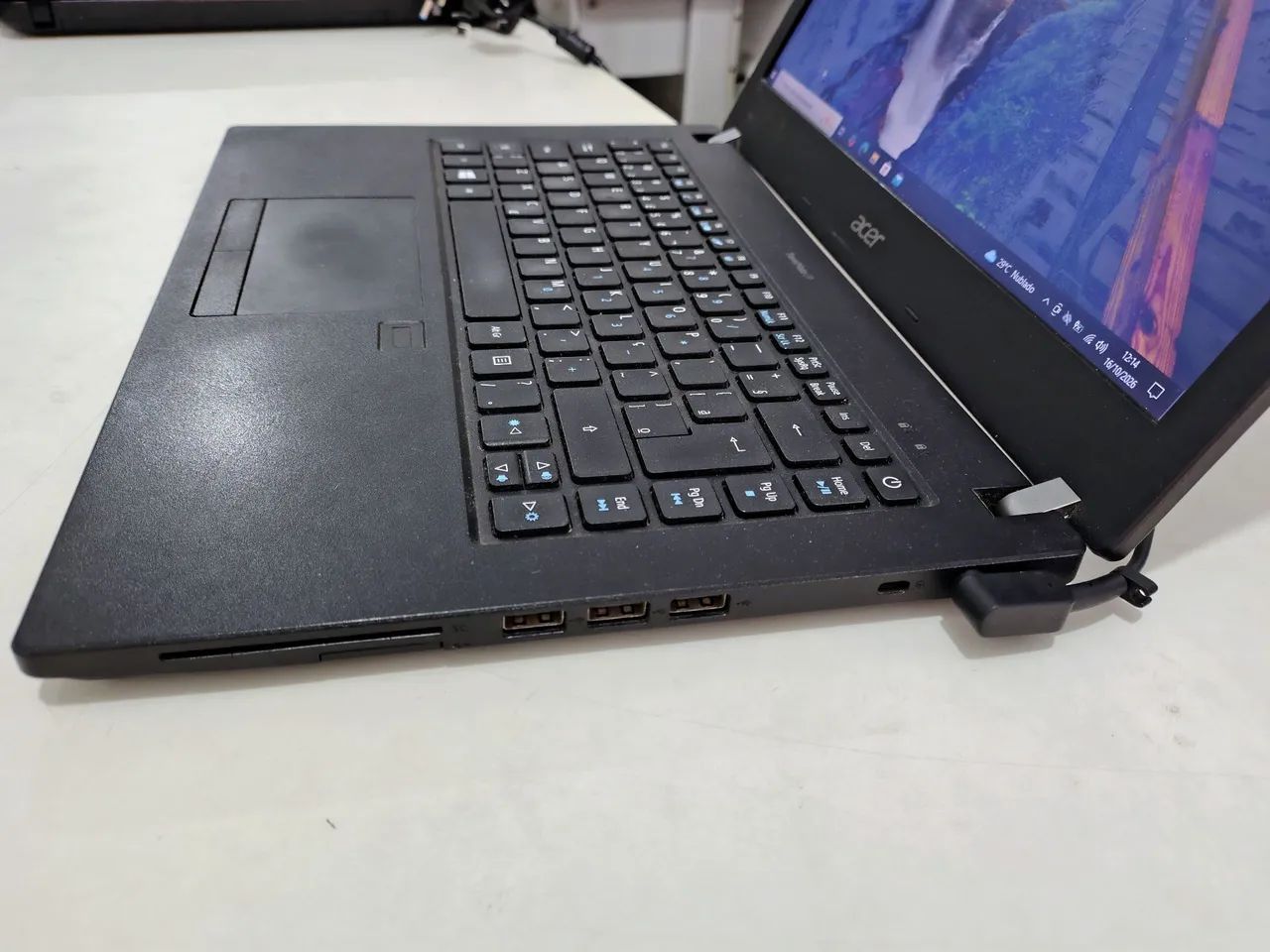 Notebook Acer Core i5 7th, 4 GB DDR4, 120 GB SSD, Tela 14 Polegadas  - Foto 2