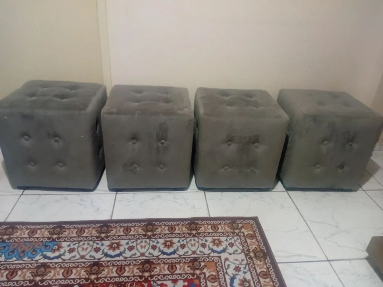 4 Puffs  para sala