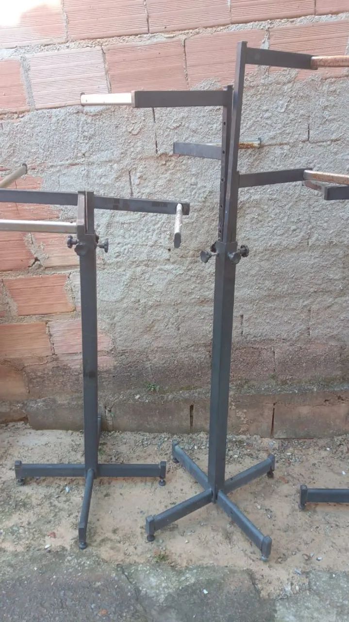 Araras de roupas  - Foto 2