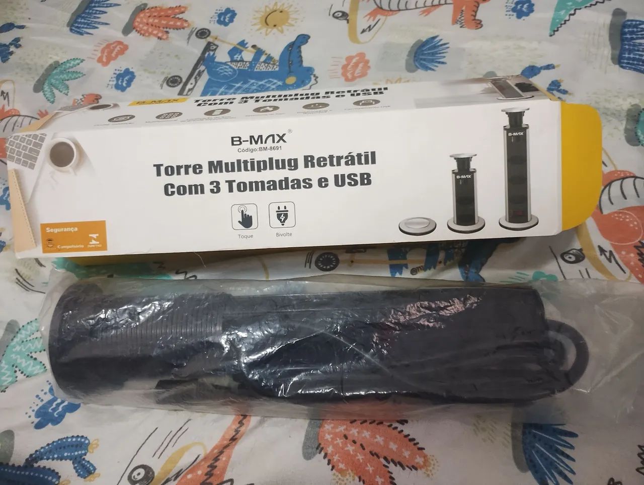 Torre de tomadas - Foto 2