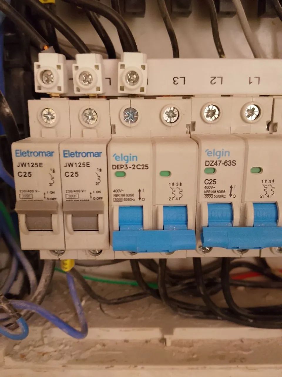Eletricista Emergêncial a Noite  - Foto 3