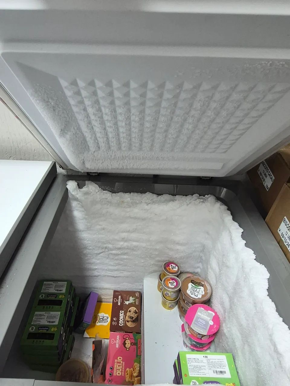 Vendo Freezer Horizontal Midea 362L - Foto 3