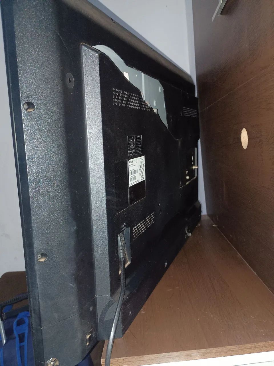 Vende-se TV, funciono só com tv box pra assistir 