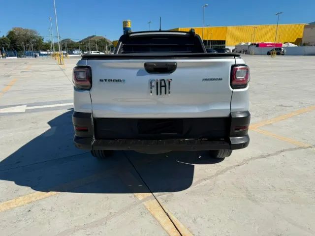 Fiat Strada Freedom 1.3 Flex 8V CS Plus 2022 - Foto 5