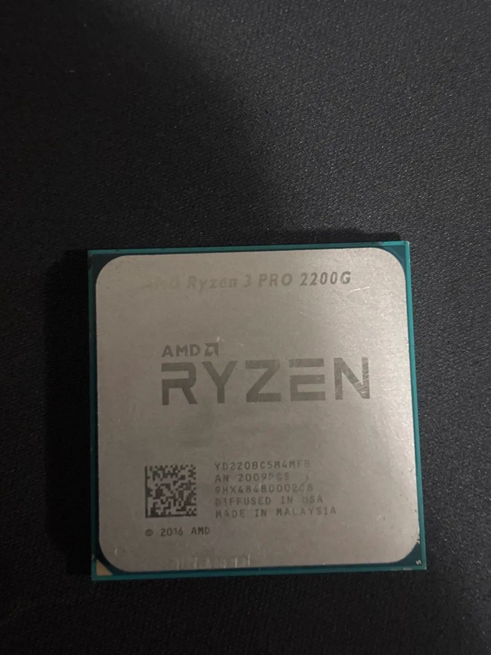 Processador Ryzen 3 Pro 2200G