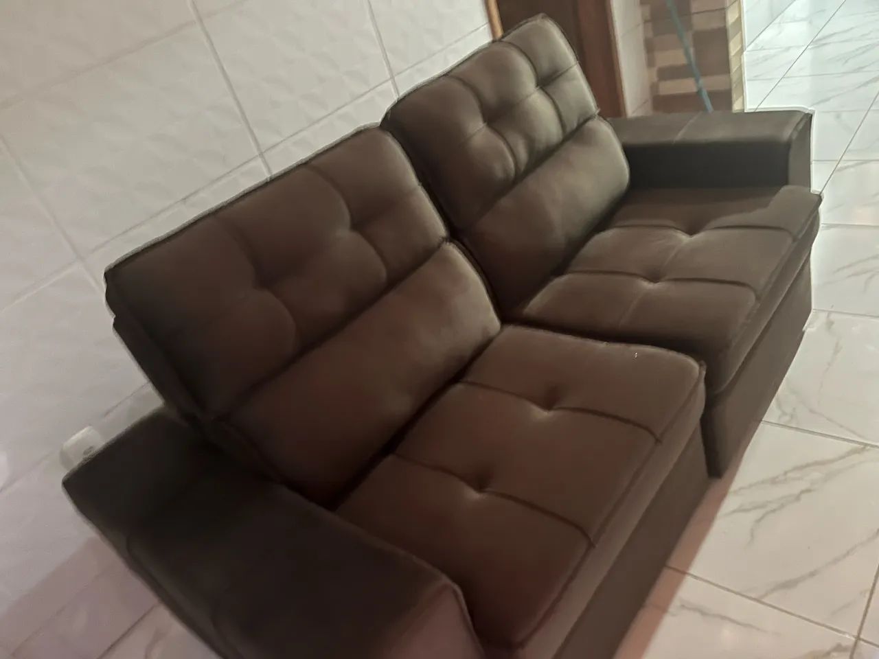 Vendo esse sofá novo / 2 semanas de uso!