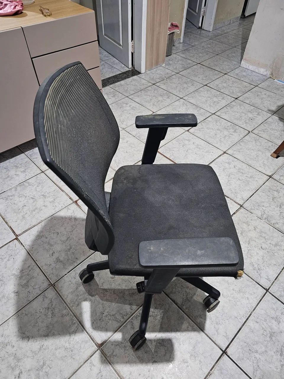 Cadeira de escritório  - Foto 3