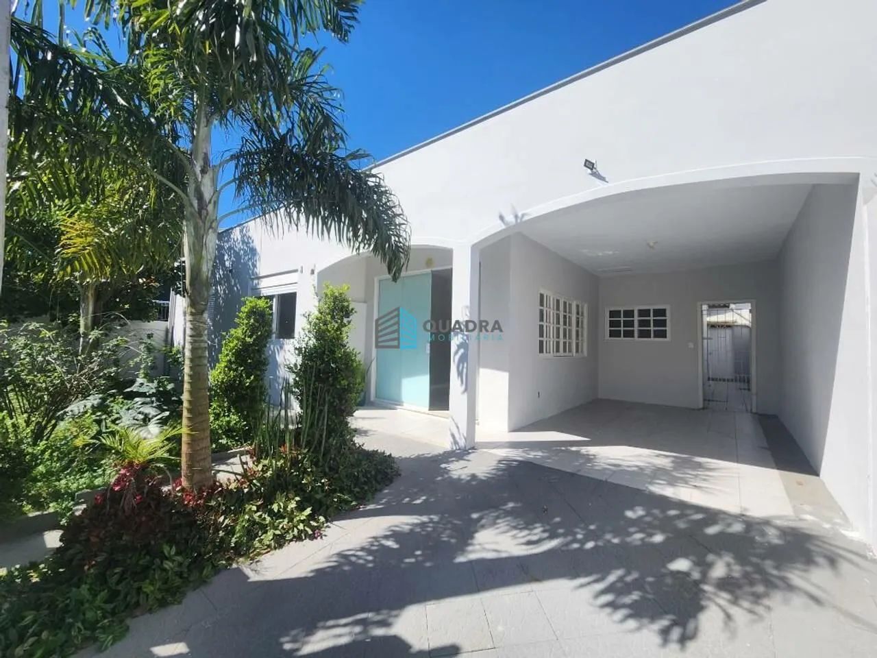Casa com 4 dormitórios para alugar, 200 m² - Santa Mônica - Florianópolis/SC