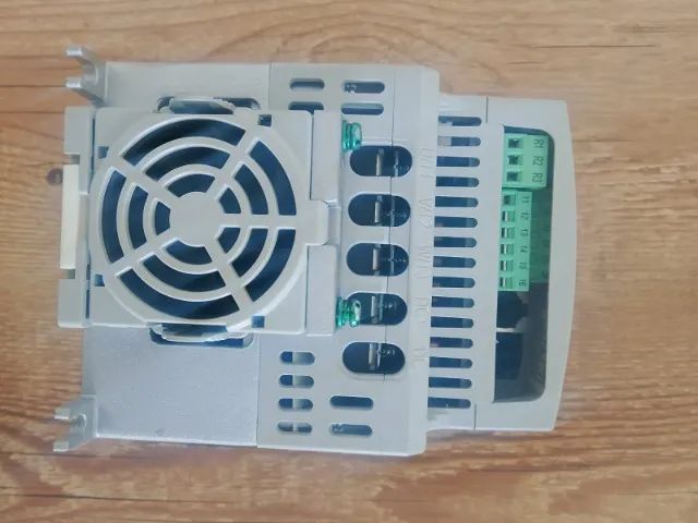 inversor de frequencia - Foto 4