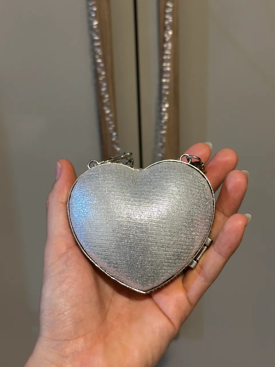 Bolsa coração pequena strass  - Foto 2